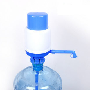 优质手压式饮水器抽水器桶装水纯净水压水器压水泵 满两个送水杯