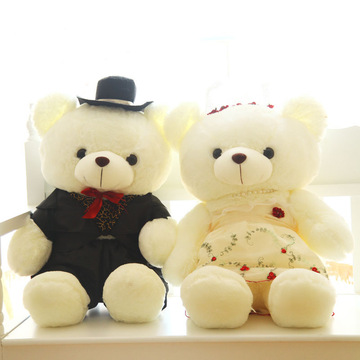 穿衣服抱抱熊情侣泰迪熊抱枕靠垫布娃娃毛绒玩具公仔生日礼物女生