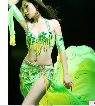 印度肚皮舞演出服套装 订做 高档服装 果绿（上衣 裙 手饰）