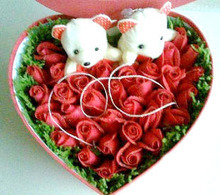 国送花红玫瑰心形礼盒本地花店送花上门廊坊鲜花情人节生日礼物