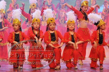 女童新款儿童维族舞蹈服装少儿新疆表演服幼童新疆演出服民族服装