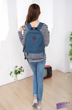 漾2013新款韩版休闲双肩帆布包 学生书包大容量旅行背包 女式包包