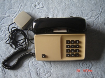 限量秒杀  金属铃声 绝版爱立信电话机 1982年产自瑞典