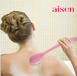 日本AISEN正品 弯曲长柄沐浴刷洗澡刷搓澡刷搓背刷按摩刷