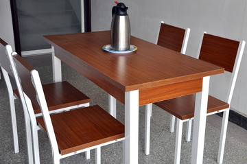 包邮钢木餐桌椅子组合拉板桌宜家风格钢木架桌会议桌可定制快餐桌