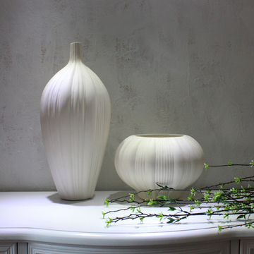 特价 现代陶瓷白色艺术花瓶摆件 家居装饰简约花瓶花器桌面摆设品