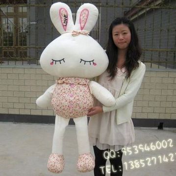 女 生日礼物 创意兔斯基娃娃 害羞兔子公仔 碎花兔七夕节礼物