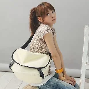 2012韩版复古包女包包百搭同款可爱时尚单肩斜挎包包邮学生书包