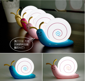 新款包邮可爱蜗牛灯创意小夜灯USB充电小台灯LED环保节能灯可挂式