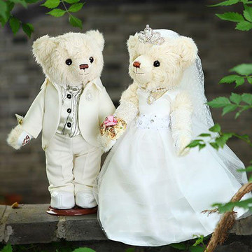 婚纱情侣泰迪熊礼物结婚车新婚婚庆压床娃娃一对可爱公仔结婚礼物