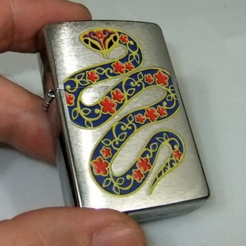 原装正品进口zippo打火机 正版 拉丝 蛇年纪念 花蛇 28456