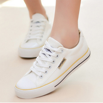 新款白色帆布鞋秋韩版低帮休闲学生小白鞋舒适包边布鞋透气鞋女鞋