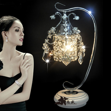 创意时尚LED装饰灯具 现代简约水晶台灯 结婚礼品婚房卧室床头灯