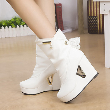2015新款韩版女鞋秋季单靴子女短靴高跟坡跟女靴厚底冬季白色鞋子