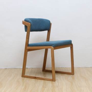 北欧简约餐椅白橡木纯实木靠背椅现代时尚咖啡椅布艺餐椅宜家餐椅