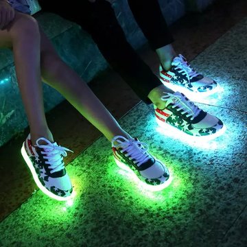 夏季情侣款亮灯十一色发光鞋女USB充电夜光鞋板鞋led灯光鞋荧光鞋
