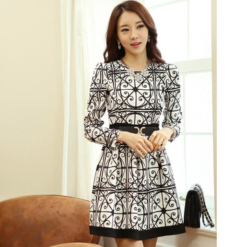 2015秋装新款韩版长袖修身几何图连衣裙女装品牌连衣裙 9012