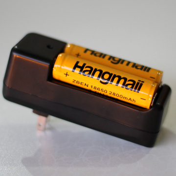 正品航迈 Hangmaii 18650电池 14500等锂电池万能充电器 双充