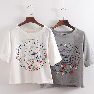 2015夏装新款韩版圆领立体花朵字母印花宽松短款T恤女短袖罩衫