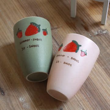 包邮景德镇手绘可爱创意杯子水杯卡通草莓马克杯情侣定制生日礼物