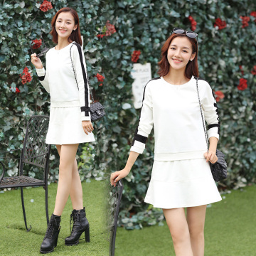 2015秋季新款韩版女装两件套连衣裙套裙小清新长袖休闲短裙套装女