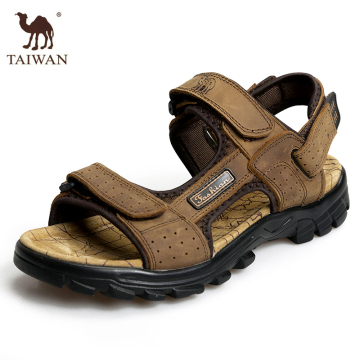 台湾 骆驼凉鞋男夏运动休闲男鞋真皮舒适露趾两用透气沙滩鞋耐磨