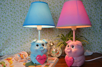 新款包邮创意家居装饰卡通猪调光台灯卧室儿童房写字灯床头灯礼物