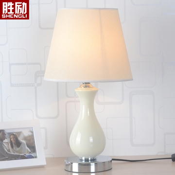 现代简约欧式时尚创意奢华高端大气陶瓷花瓶卧室床头客厅书房台灯