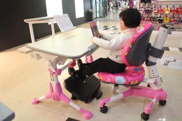台湾126学习椅儿童学习桌椅 成长椅 电脑椅学生椅 非气压安全椅