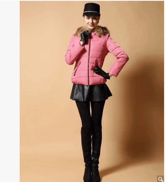 正品反季特价2013款Y-1332雅鹿金朵绒女式貉子毛领短款粉色羽绒服