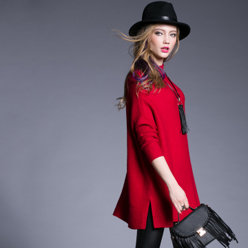 薇镜头女装新款秋冬季宽松毛衣套头酒红色打底衫上衣长袖针织衫