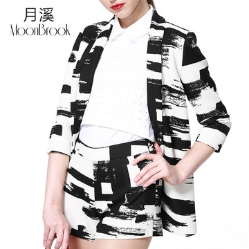 月溪品牌2016新款秋装外套原创设计黑白印花OL职业装女外套风衣潮