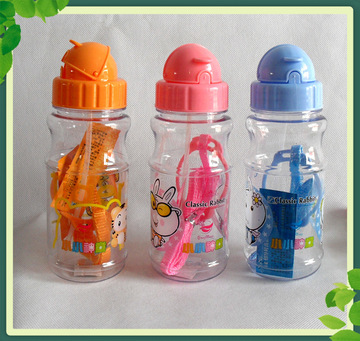 塑料儿童吸管背带杯幼儿园儿童水壶便携式儿童水杯防漏饮水杯