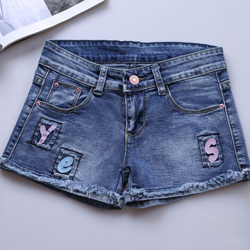 2015夏季新款女韩版显瘦气质水洗做旧牛仔短裤修身休闲中腰直筒裤