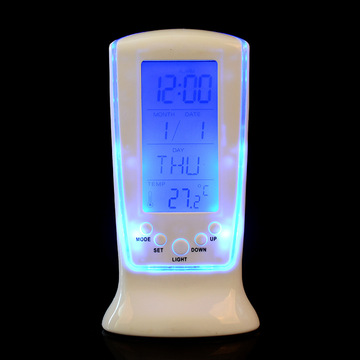 W1612 510电子闹钟 带音乐显示温度懒人闹铃多功能夜光LED闹钟