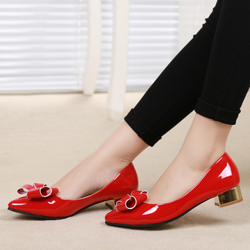 2015春秋季新款女款单鞋粗跟女鞋中跟小码31 32 33低跟尖头小红鞋