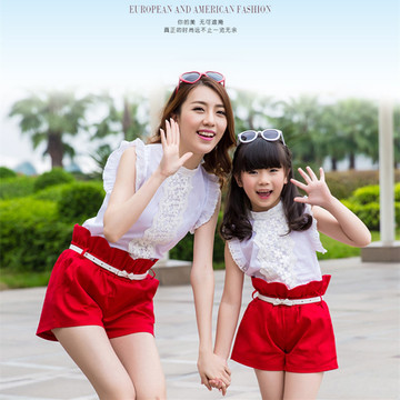 亲子装夏装2015母女装韩版蕾丝淑女拼接修身上衣短裤时装两件套装