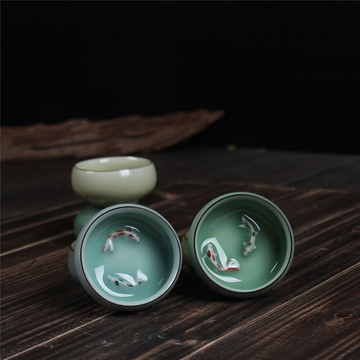 龙泉青瓷茶具整套功夫茶具套装彩鲤双鱼杯青瓷茶杯陶瓷浮雕鱼杯
