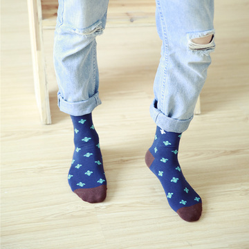 秋冬季韩国创意个性男士全棉中筒袜子羊头潮流百搭款吸湿排汗袜子