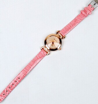 新款批发韩版时尚手表女 皮带手表石英表水钻女士手表