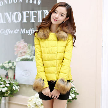 2015冬季新款修身显瘦羽绒服女士短款加厚外套毛领保暖韩版女装潮