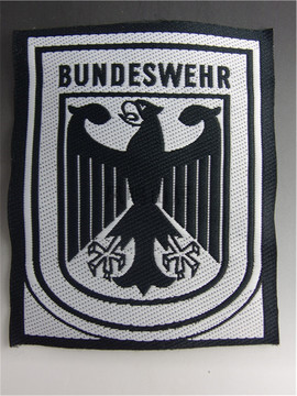 西德/联邦德国BUNDESWEHR鹰德军臂章