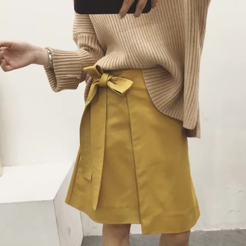 姜黄色 质感很棒的专柜款绑带系类半身裙 系带蝴蝶结包臀a字裙