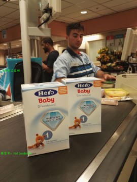 店主在荷兰荷兰直邮美素Hero新版1段婴儿奶粉800克0-6个月8盒包邮