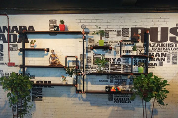 定制复古工业水管书架展示架创意搁板置物架酒吧咖啡厅墙面架设计