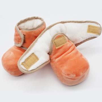 婴儿棉鞋新生儿加厚绒保暖秋冬6个月男女宝宝软底不掉学步鞋0-1岁