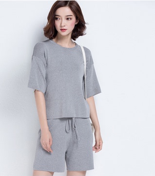 2016夏新品韩版时尚气质休闲套装女轻盈针织衫短裤两件套有范潮