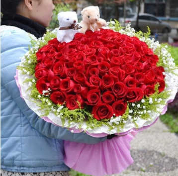 昆明鲜花速递 99朵红玫瑰昆明同城配送 七夕情人节生日鲜花预定